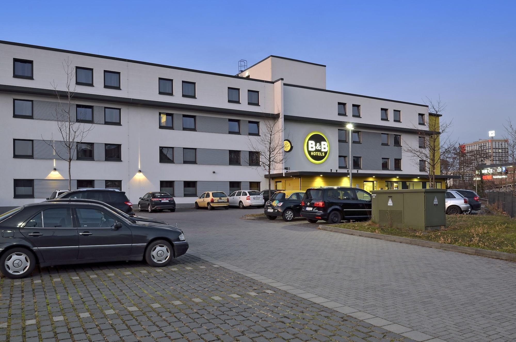B&B Hotel Хайлброн Екстериор снимка