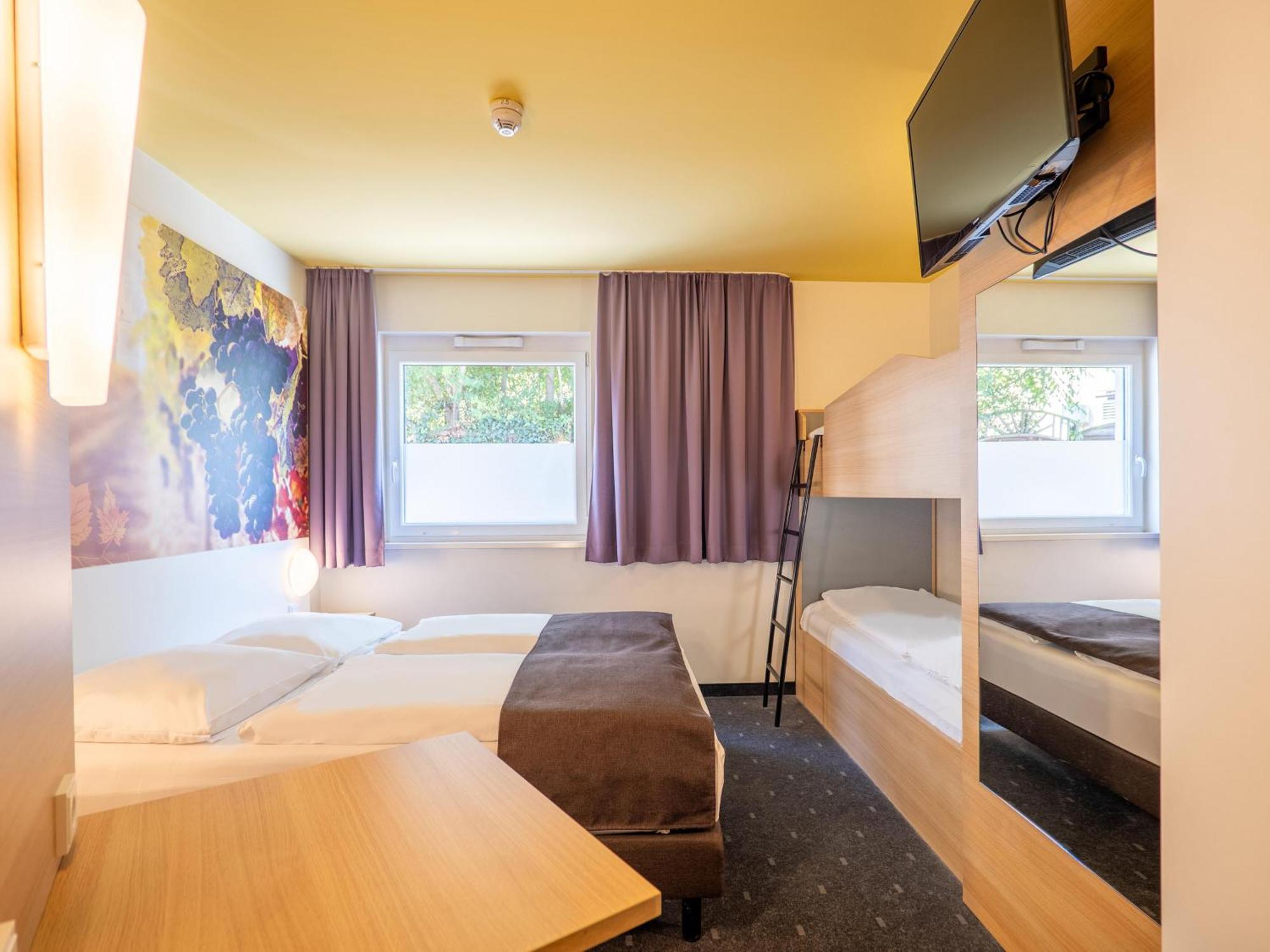 B&B Hotel Хайлброн Екстериор снимка