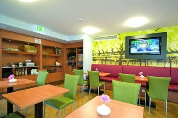 B&B Hotel Хайлброн Екстериор снимка